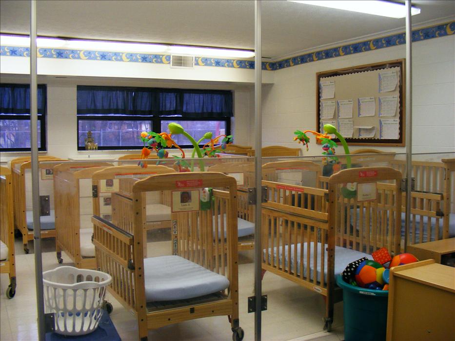 Reynoldsburg KinderCare Infant Classroom